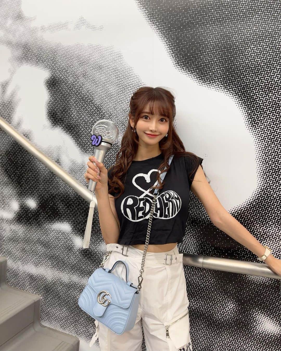 のインスタグラム：「. aespa💙⭐️💕🌙🦋 . かわいくて、かっこよくて、最高だった！✨ みんなお人形さんみたいで眼福すぎたなぁ🥹🙏💝 . 歌声とかわいさにやられて しっかりウィンター推しが加速しました🔥🩵 . . #aespa#aespalivetour2023_synk_hyperline_injapan#tokyodome#tokyo#japan#에스파#エスパ#推し事#東京ドーム」