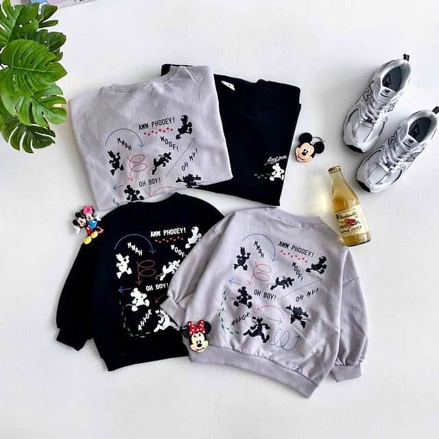 韓国子供服 Punonのインスタグラム：「☑︎ AWESOMEBEBE- Disney item open! ⁡ ママとお揃いを楽しめる Disneyトレーナーも 販売スタートしました🐭🏯🤍 ⁡ 後ろ姿もオシャレ♡♡♡ ⁡ ⁡ …………………………… ⁡ ⁡ ▶️新作5%OFF 🔥の限定プライスにて販売中！ ⁡ ☞秋物新作アイテム♡〜8/31まで更新分は ⁡ ☞更新～10日間5％OFF 🔥✨ ⁡ ⁡ …………………………… ⁡ ⁡ ❤︎item お揃いシャドーMトレーナー ⁡ ⁡ ❤︎ショップブランド別検索🔎 → AWESOMEBEBE ⁡ ⁡ ❤︎アイテムご購入は🛍️ プロフィール欄リンクから✈︎ ⁡ ⁡ …………………………… ⁡ ⁡ ⁡ #韓国子供服#子供服#キッズコーデ #親バカ部#ママリ#コドモノ#ベビフル #ままのて#たまひよ#mamagirl #ママコーデ#親子コーデ#新米ママ#初マタ #赤ちゃん#男の子#女の子 #0歳#1歳#2歳#3歳#4歳 #男の子コーデ#女の子コーデ #男の子ママ#女の子ママ #娘#息子#赤ちゃんのいる生活」