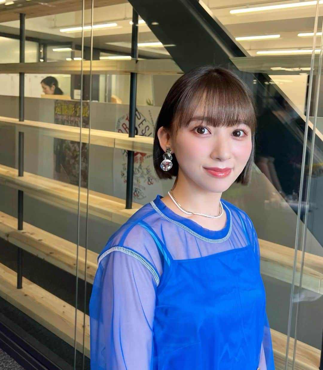 佐藤詩織のインスタグラム：「母校武蔵野美術大学にてトークショーに出演してきました！☺️  アートディレクターの小杉幸一さんと終始たのしく、あっという間の時間でした！ やっぱりムサビだいすき！だし、武蔵美のおかげで今のわたしがあるなと！  8/13まで武蔵美の市ヶ谷キャンパスにて、大人の芸術祭、やっておりますので皆さまぜひ😉  お声掛けいただきました、武蔵美交友会のみなさま、司会の萩原さんありがとうございました！  #武蔵野美術大学 #オープンキャンパス #mau」