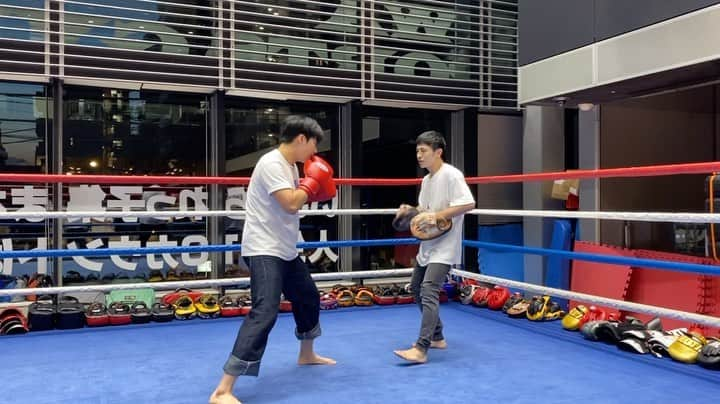 ジュノのインスタグラム：「吉成名高選手と光栄のミットうち✨🙏part.2🥊 #吉成名高」