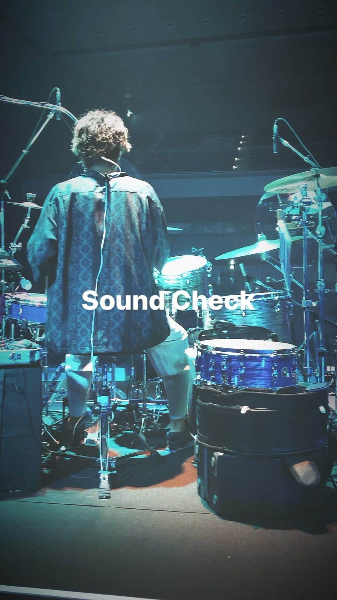 横山祐介のインスタグラム：「🎥2023.8.6🥁 Sound Check  #wacci #gretschdrums  #meinlcymbals  #promarksticks  #evansdrumheads  #drums #drummer #drumlife  #drumuniversity #drumstagram」