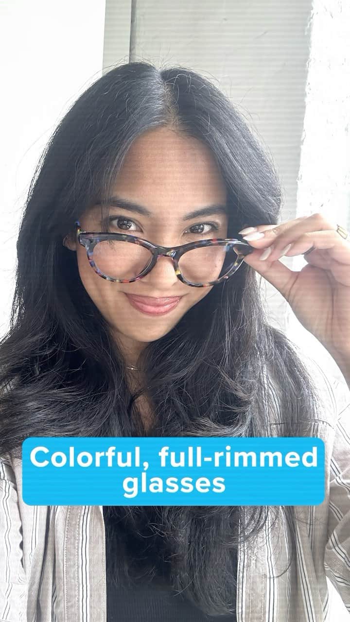 Warby Parkerのインスタグラム：「Please don’t watch this unless you have a round face.」