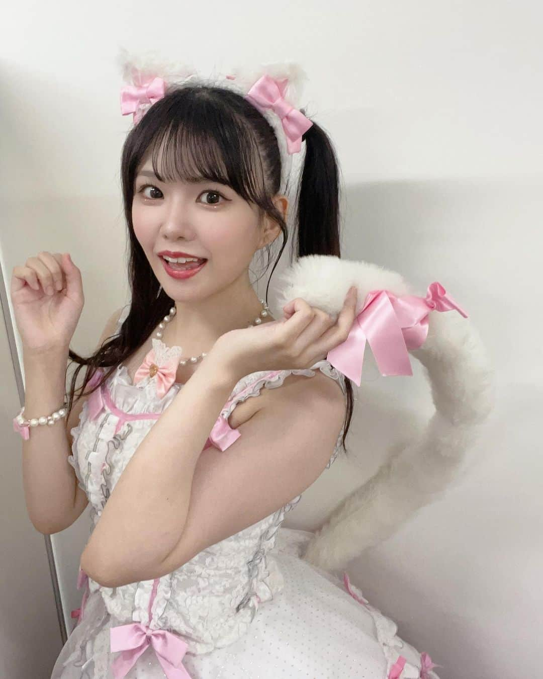 岡本彩夏さんのインスタグラム写真 - (岡本彩夏Instagram)「＊ ねこ、大放出🎀🐈 ・ #にゃん」8月6日 23時30分 - ayaka_okmt