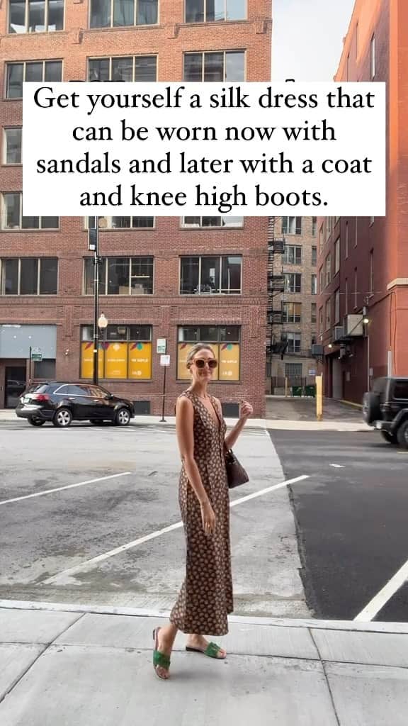 Anna Jane Wisniewskiのインスタグラム：「We love a multi-season piece (gifted via @shopdoen)  Follow my shop @seeannajane on the @shop.LTK app to shop this post and get my exclusive app-only content!  https://liketk.it/4fNja  #shoppingtips #stylisttips #seasonlessfashion #whatiwore #chicagoblogger」