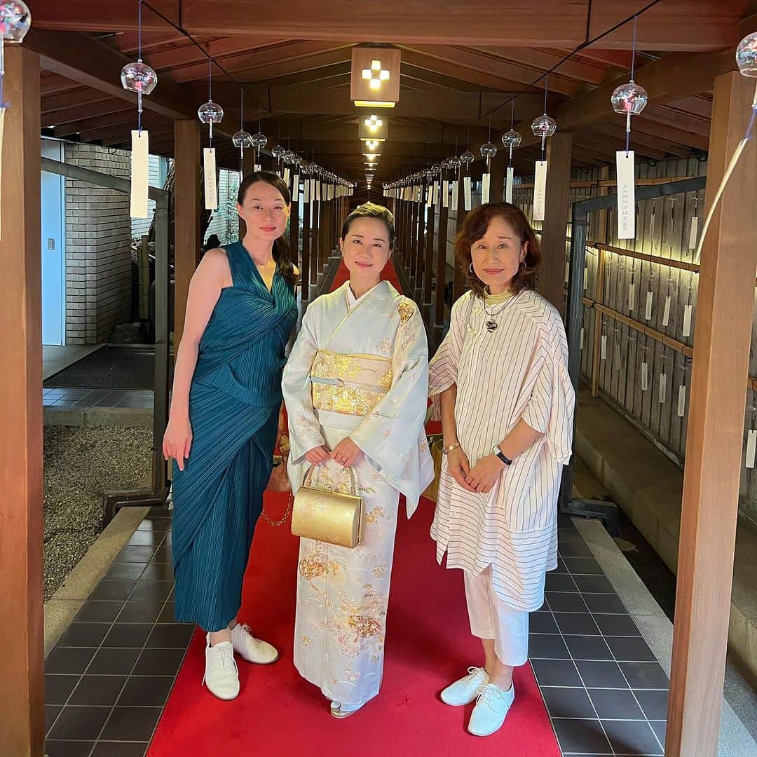 レイチェル・チャンさんのインスタグラム写真 - (レイチェル・チャンInstagram)「乃木神社御鎮座百年を記念して東京ミッドタウンで開催された伝統芸能のステージ。和楽器、雅楽の調べで百年前の人々に想いを馳せる時間でした。  #乃木神社　#nogishrine #shrine #神社　#乃木神社御鎮座百年  #kimono #着物」8月6日 23時51分 - rachelchanjpn