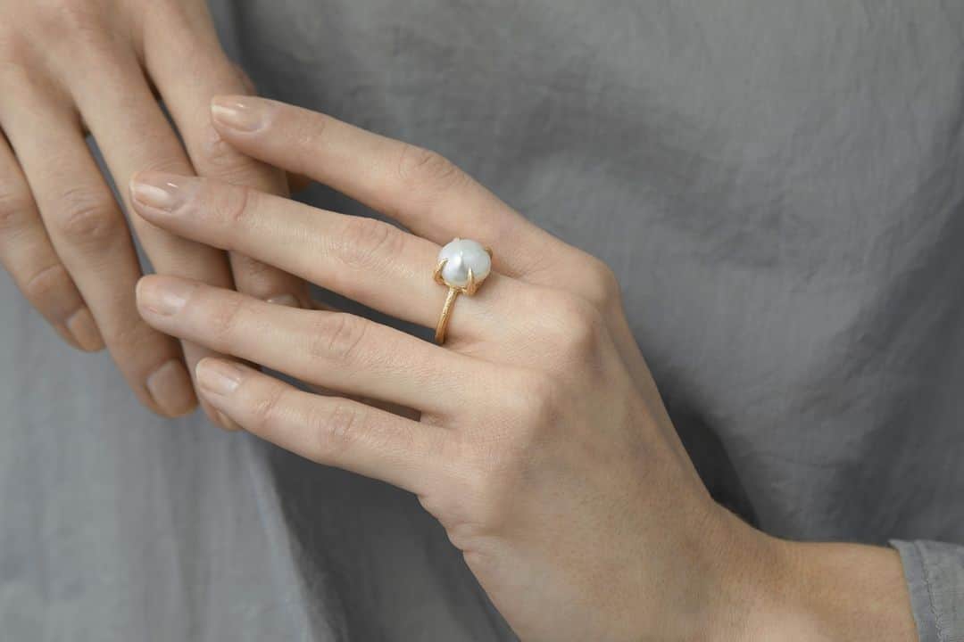サトミ カワキタさんのインスタグラム写真 - (サトミ カワキタInstagram)「One-of-a-Kind rings as unique and captivating as you 💫⁠」8月7日 0時00分 - satomi_kawakita_jewelry