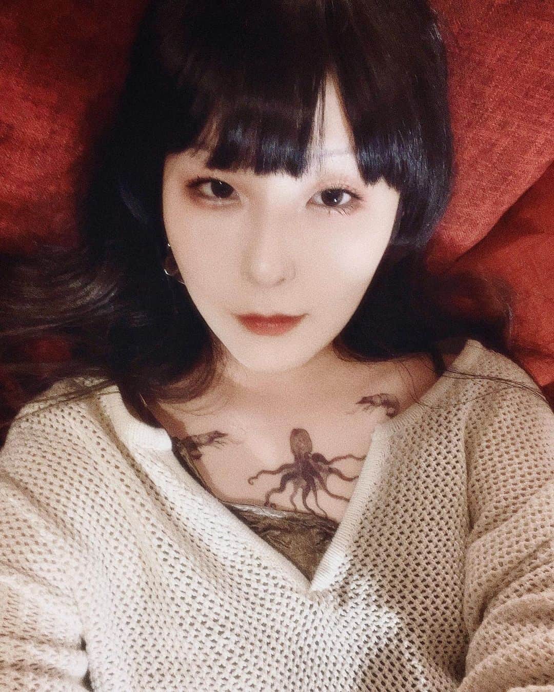 DAOKOのインスタグラム：「🦐🐙🦐 Tattoo seal by @13chinpan ❤️❤️❤️」