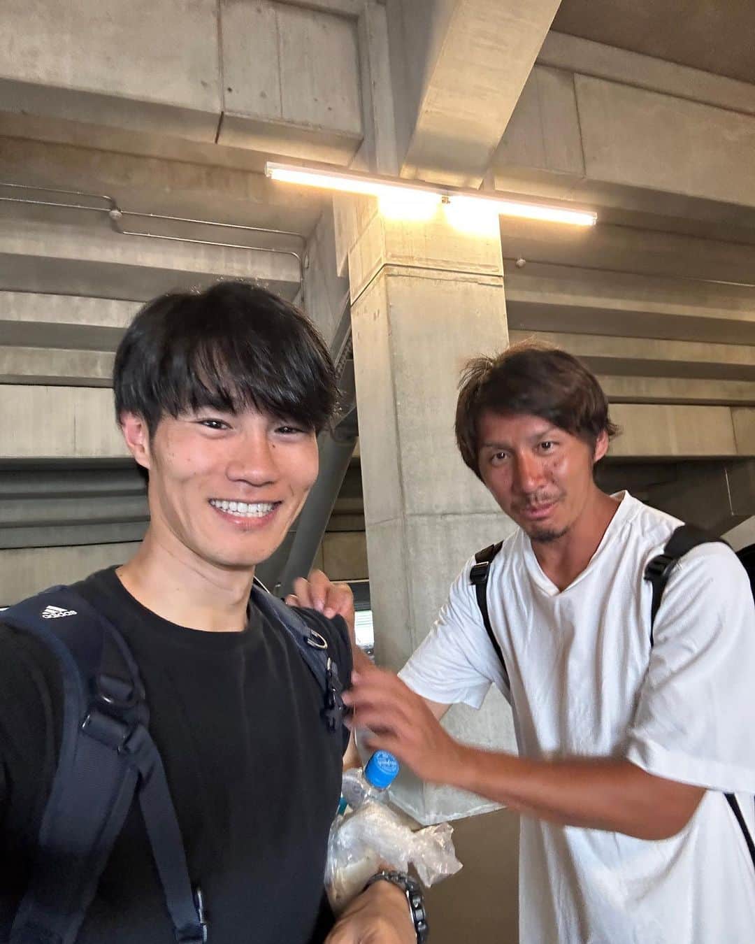 星原健太のインスタグラム：「横谷先輩と」
