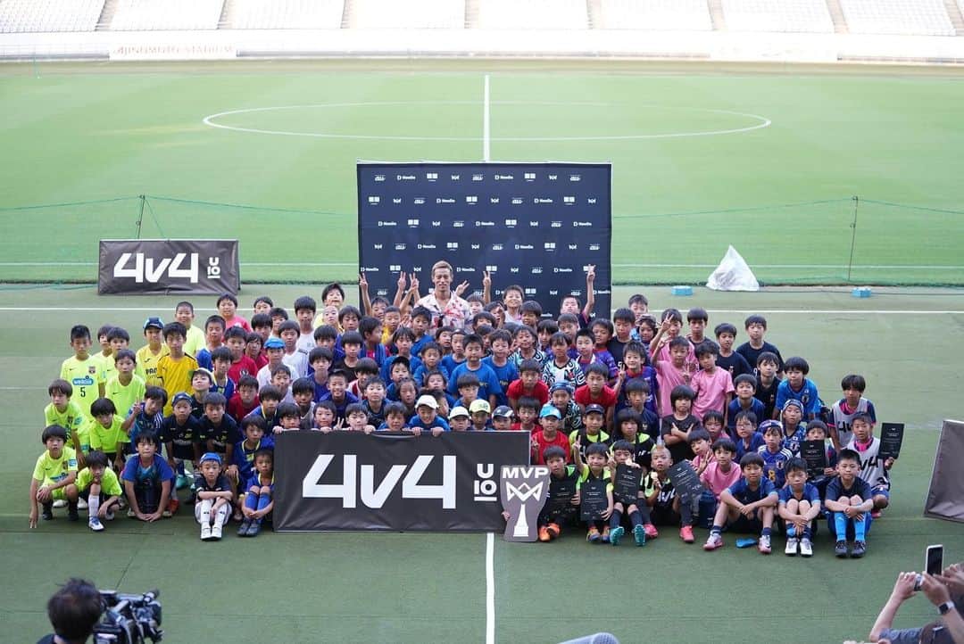 本田圭佑さんのインスタグラム写真 - (本田圭佑Instagram)「Thank you for all. I hope that 4v4 cup will be played by all U10 kids in the world someday.」8月6日 17時51分 - keisukehonda