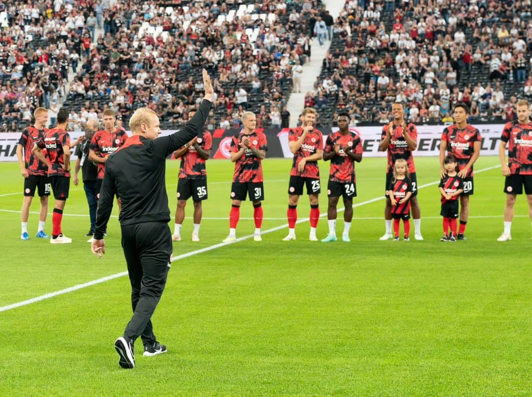 セバスティアン・ローデのインスタグラム：「🦅🙏🏻 #SGE」