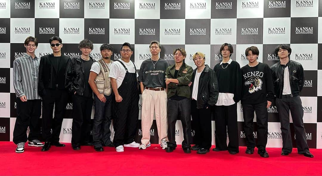 関西コレクションのインスタグラム：「KANSAI COLLECTION 2023A/W バックステージオフショット📸  ～～～～～～～～～～～～～～ SPECIAL STAGE BRAND:FASHION LEADERS MANS @fashionleaders1   ～～～～～～～～～～～～～  #関コレ で拡散📢 関コレ公式TikTokで生配信中！ プロフィールから公式TikaTokへ！ @kansaicollection https://www.tiktok.com/@kansaicollection  #fashionleadersmans #かの/カノックスター #岡田蓮　#酒寄楓太　#くうた　#鈴々木響　#翔　#島袋　#はんくん　#けーすけ　#ひろと #ガチヤマ#関西コレクション ＃KANSAICOLLECTION fashion #ootd #coordinate #model #beauty #music #live #関西 #大阪 #autumn #winter」