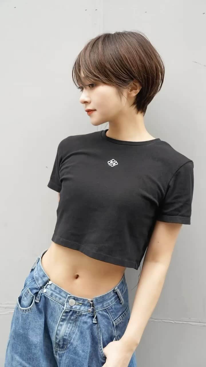 山内 大成 のインスタグラム：「360°綺麗に見えるショートボブのサイドスタイル💇が大好きです🥰✨どこから見ても可愛いヘアスタイルを💕  #ショートヘアスタイル#サイドスタイル#ヘアスタイル#ショートカット#ボブ#ショート#ショートヘア#ショートボブ#丸みショート#ショート女子#前髪カット」