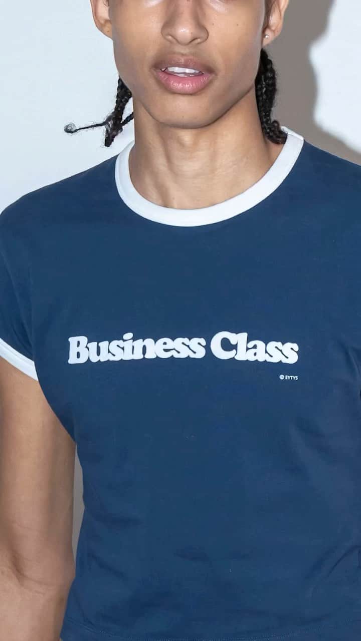 エイティーズのインスタグラム：「Travel light in EYTYS’ Business Class」