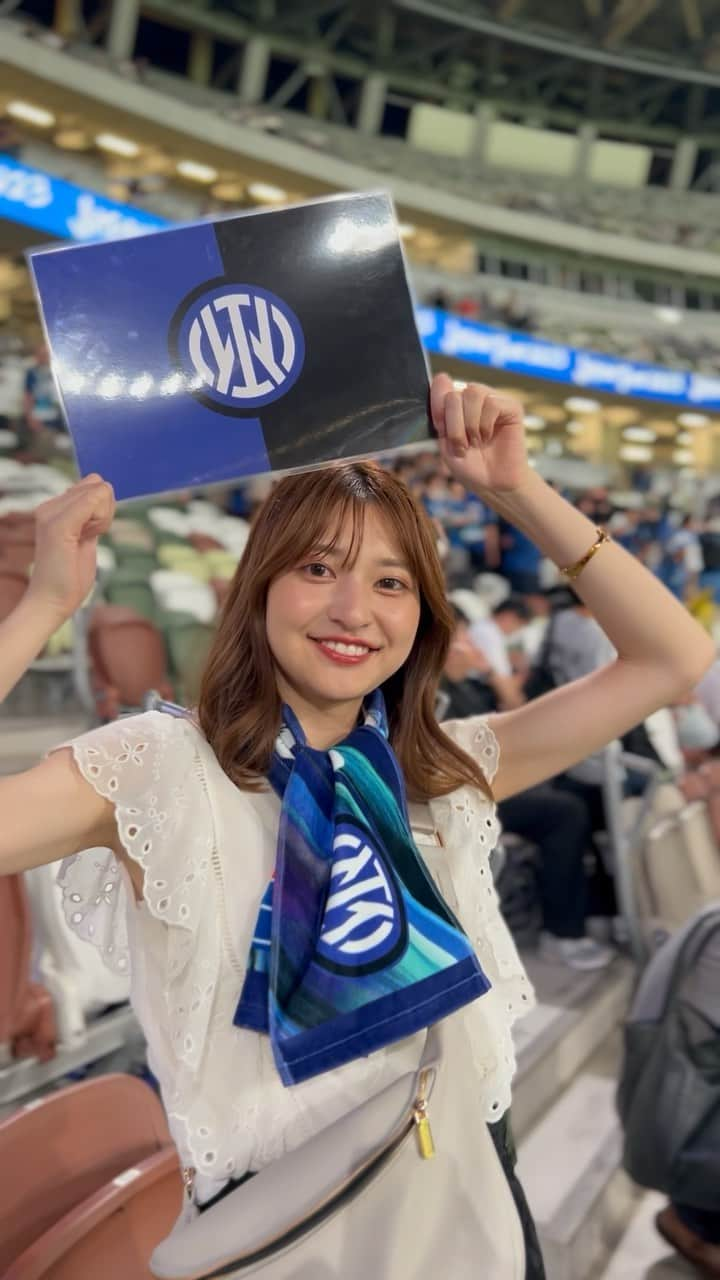 芥田愛菜美のインスタグラム：「. PSG vs インテル @国立競技場  #サッカー #サッカー観戦 #psg #parissaintgermain #パリサンジェルマン #inter #インテル #国立競技場 #ネイマール #neymar」