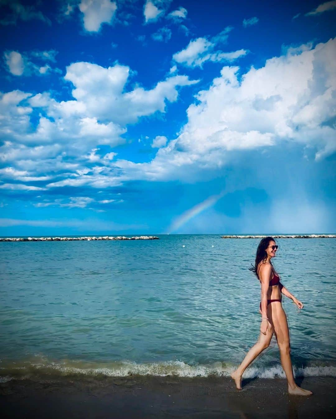 タチアナ・コシェレワのインスタグラム：「Colori speciali a Pesaro🤍🌈」