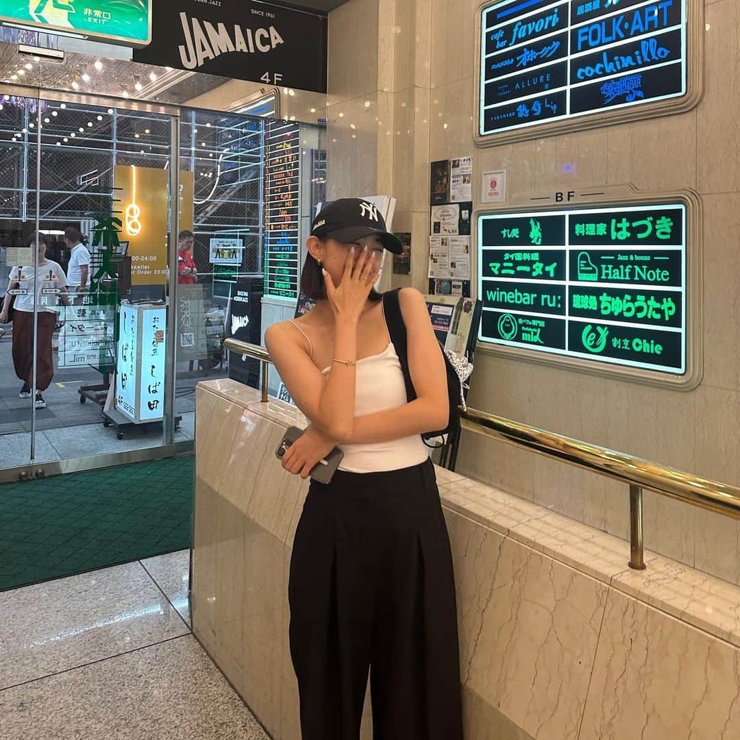 田辺かほさんのインスタグラム写真 - (田辺かほInstagram)「. 北海道Outfit🤍 かなりプチプラで揃えてます🤭 タグ付けみてね🏷」8月6日 19時39分 - kaho__tanabe