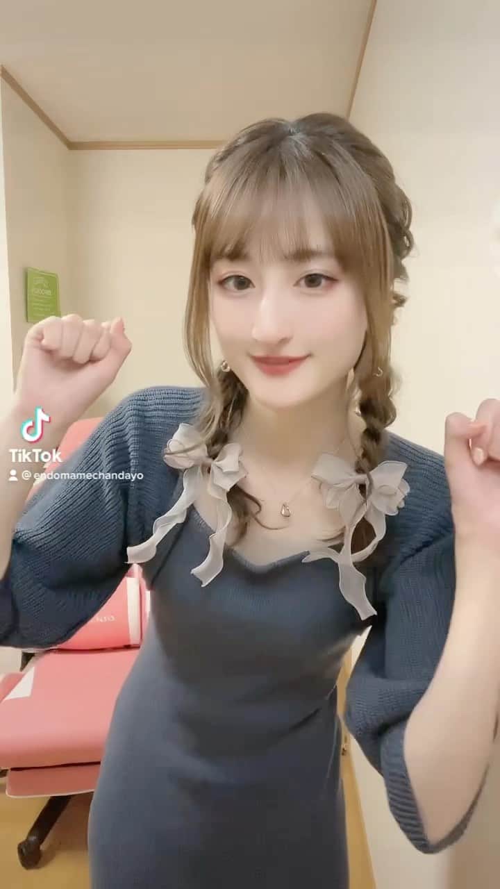のインスタグラム：「. nyan😽❤︎❤︎ . 🇰🇷 안녕하세요. 일본의 대학생의 사아야입니다. 춤을 추는 모델입니다. 팔로우 해주세요. . 🇨🇳 我是一名在日本的大学生。舞蹈家、模特。请关注我的sns。 . 🇺🇸 Hey. I'm a Japanese university student. I'm going to study in America from August. Check out the dance videos and modeling posts. . . . #amerika#studyabroad#留学#留学生活#留学準備#留学生#留学日記#カリフォルニア#大学生#universe#法政大学#02#女子大生#インフルエンサー#tiktok#リール動画#sa#ダンス動画#ダンス#dance#dancechallenge#fff#fyp#ootd#좋아요반사#패션#일본#좋아요환영#美脚#ダイエット方法」