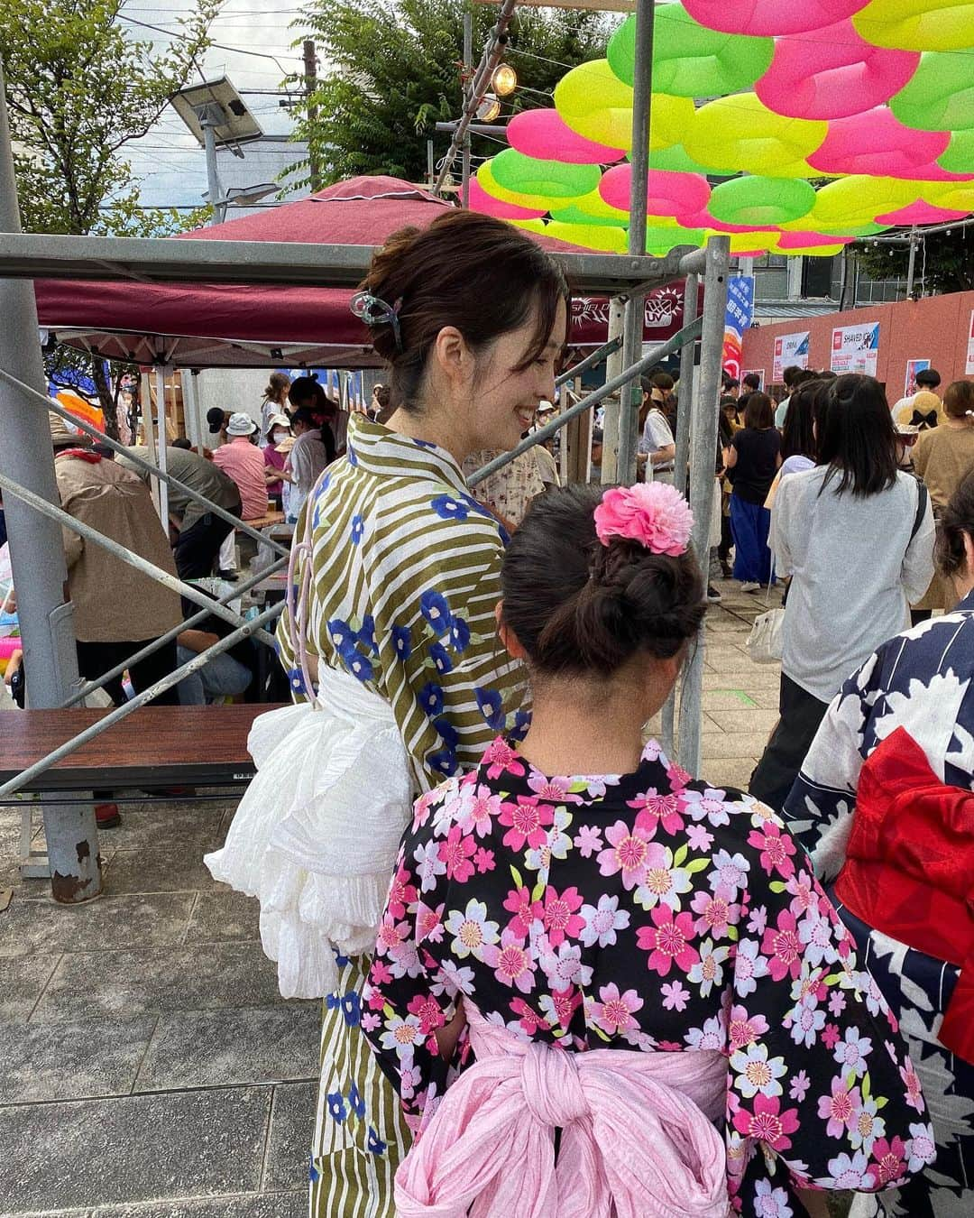 manamisotayutaさんのインスタグラム写真 - (manamisotayutaInstagram)「夏祭り♡  何年かぶりの浴衣♡ 3世代で👧👩👵🏻  やっぱり夏はお祭りと花火がなきゃ❤︎ そして🍻❤︎  #浴衣#浴衣コーデ  #3世代#夏#夏祭り #お祭りコーデ #花火大会  #夏は生ビール  #親子コーデ #親子リンクコーデ  #リンクコーデ」8月6日 19時49分 - manamisotayuta