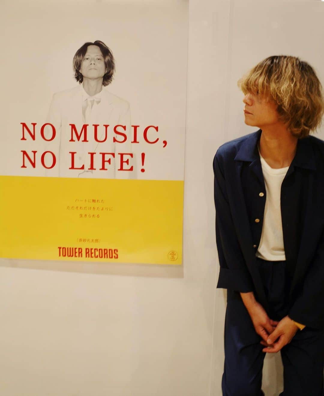 奇妙礼太郎のインスタグラム：「122  タワレコインストアありがとうございました。  @towerrecords_japan #nomusicnolife」