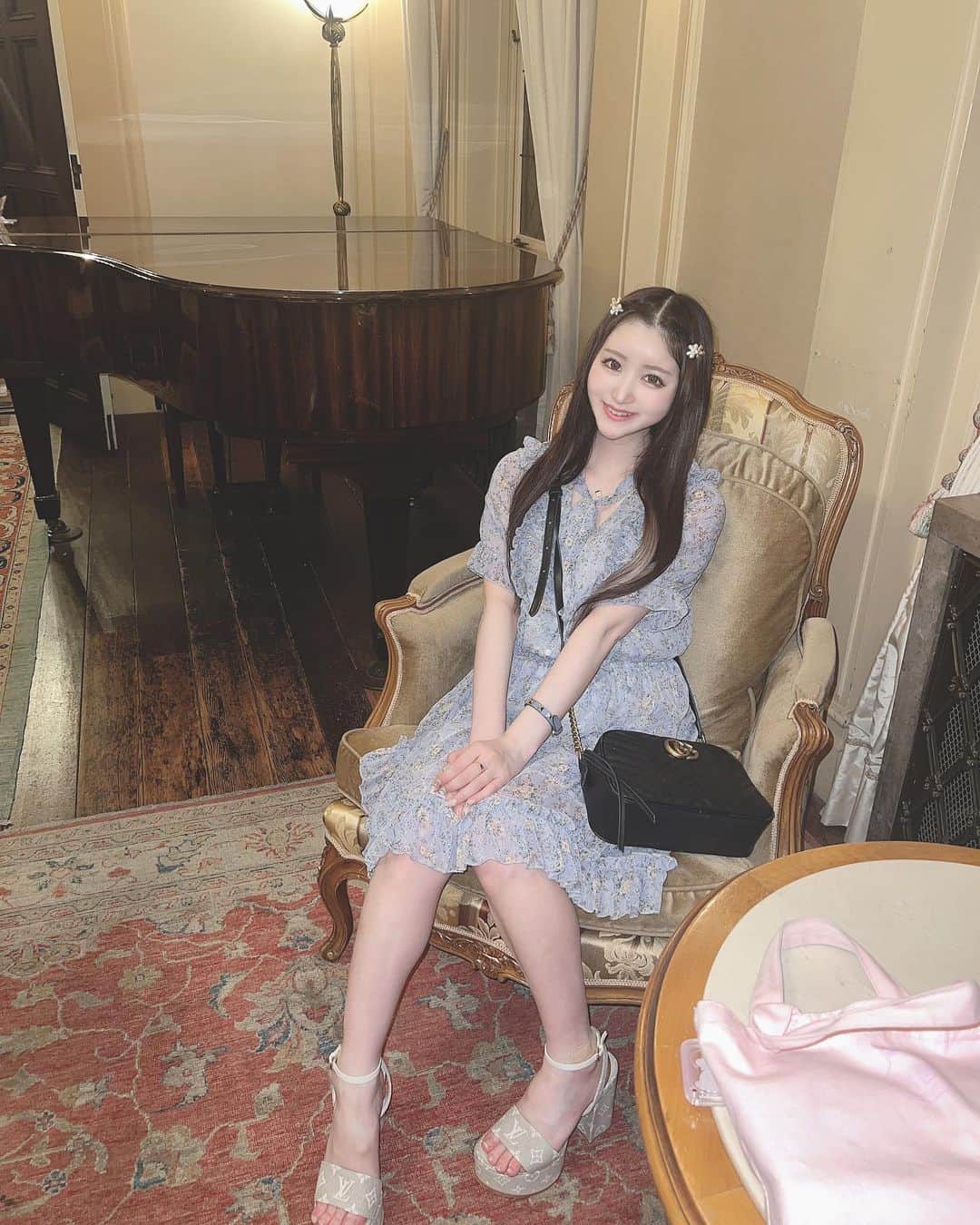 あいにゃんさんのインスタグラム写真 - (あいにゃんInstagram)「ずっと行ってみたかった小笠原伯爵邸🏡⋆* ︎︎ ︎︎︎ ︎︎︎ ︎  ︎︎ ︎︎︎ ︎︎︎ ︎ こーゆー洋館みたいな雰囲気大好きなんだけどとても素敵だった^･·̫･̥ฅ♡  テラス席にしたんだけど夕方から夜にかけて変わるお庭の景色も素敵だったし暑さ対策もバッチリで最高でした🪄✨  ︎︎ ︎︎︎ ︎︎︎ ︎ お料理も全部お上品で美味しくて特にデザートが絶品でした🫶🫶🫶 * * #小笠原伯爵邸 #若松河田 #新宿グルメ #新宿 #新宿ディナー #東京#東京グルメ #グルメ #グルメ女子 #キャバ #キャバクラ #キャバ嬢  #コンカフェ #コンカフェ嬢 #アイドル #サロモ募集 #サロンモデル  #dinner #instagood #instalike #loveislove #follow」8月6日 20時08分 - ainyan0310