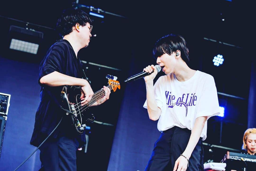 川谷絵音のインスタグラム：「ONE PARK FESありがとうございました！！  夏だ🔥🔥🔥」