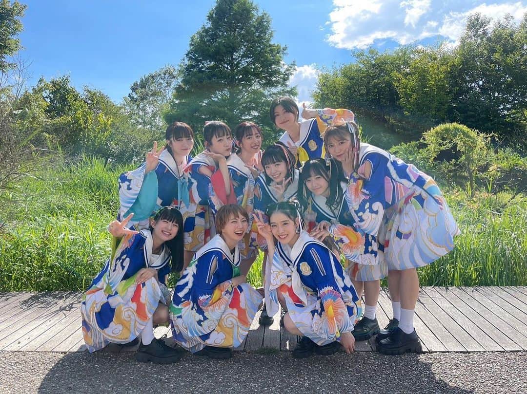 のインスタグラム：「☺︎   #ファミえん2023 2daysありがとうございました🌻💧  今までの夏の中で1番楽しかったです✌🏻   #ファミえん2023  #エビ中  #夏の思い出」