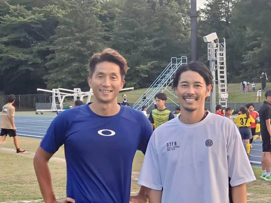 福西崇史さんのインスタグラム写真 - (福西崇史Instagram)「. シンエネ釜本サッカー教室⚽️ in栃木小山✨ . 成岡翔と一緒に たくさんの子供達と触れ合ってきました⚽️ そして、シュート決めました🤣笑 . #シンエネ釜本サッカー教室 #栃木 #小山 #成岡翔 #soccer #考える力 #自分次第」8月6日 20時38分 - takashi_fukunishi