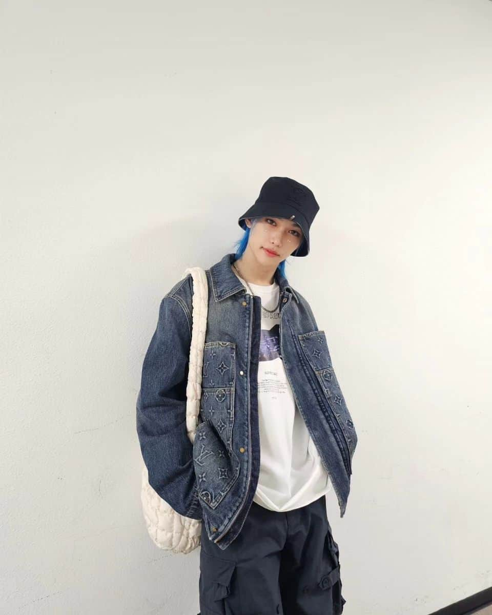 フィリックスのインスタグラム：「Can't wait..! 🖤💙 #stay #felix」