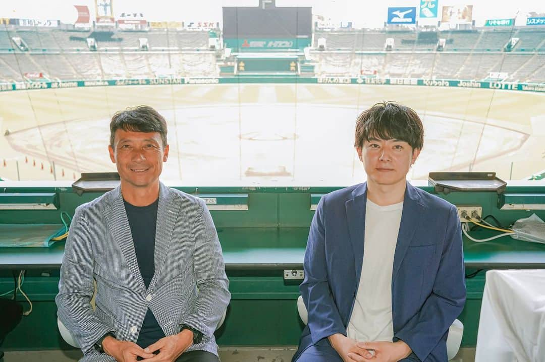 北條瑛祐さんのインスタグラム写真 - (北條瑛祐Instagram)「⚾️  今日から第105回全国高等学校野球選手権記念大会が始まりました！ 今年もテレビやラジオで実況を担当します。 よろしくお願いします！！ 　  そしてもう一つ… 阪神甲子園球場100周年記念のインタビュー企画に選んでいただき、お話をさせていただきました！  小縣アナウンサーと一緒に学生時代から実況アナウンサーとしてまで…たっぷりです😊 　  『阪神甲子園球場100周年記念 スペシャルインタビュー』 著名人の方々の素晴らしいお話が盛りだくさんですので、ぜひ検索してみてください🔍 そんな中でお声がけいただき貴重な機会をありがとうございました！  #第105回全国高等学校野球選手権記念大会  #高校野球 #阪神甲子園球場  #甲子園100周年  #5枚目の写真よ」8月6日 21時05分 - eisukehojo_abc