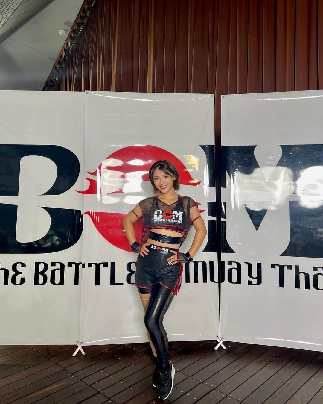 大川成美さんのインスタグラム写真 - (大川成美Instagram)「BOMガール🥊 勝利者インタビューさせていただきました。今回も長時間配信ありがとうございました！！ ． あっという間の時間でした☺️ ． 観てくれた皆様ありがとうー！ 会場で声掛けてくれた皆様も💖 ． またBOMでお会いしましょう✌️✨ ． #ムエタイ #格闘技 #ラウンドカール#bom#muethai #thailand  #thai #bomガール」8月6日 21時01分 - naru_coco