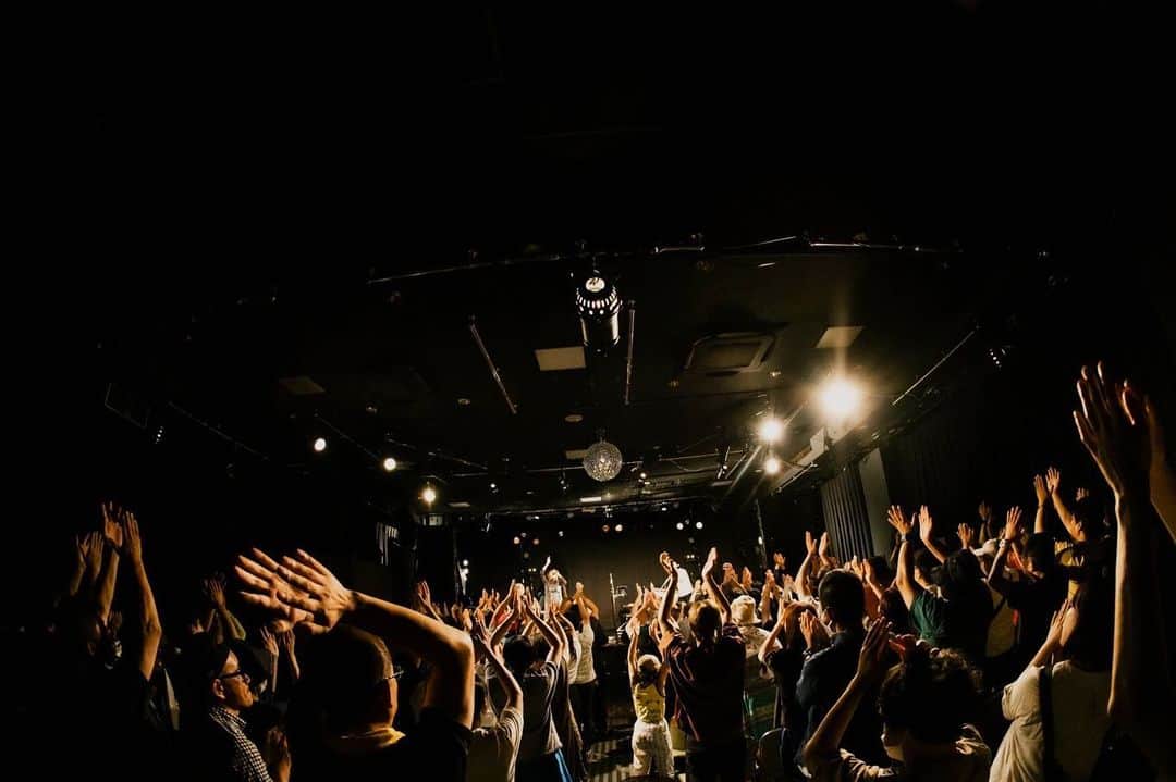 矢井田瞳さんのインスタグラム写真 - (矢井田瞳Instagram)「高松DIME公演、無事終了✨うどんのように「がいに」コシの強いライブ☺︎終始盛り上がって楽しかったってこと！ほんと、ありがとうねー！高松DIMEは本日で20周年に突入のこと、めでたい👏これからも色んな音楽を鳴らし続けてください♪私もまた帰ってきたい！  photo by スエヨシリョウタ」8月6日 21時15分 - hitomi_yaida