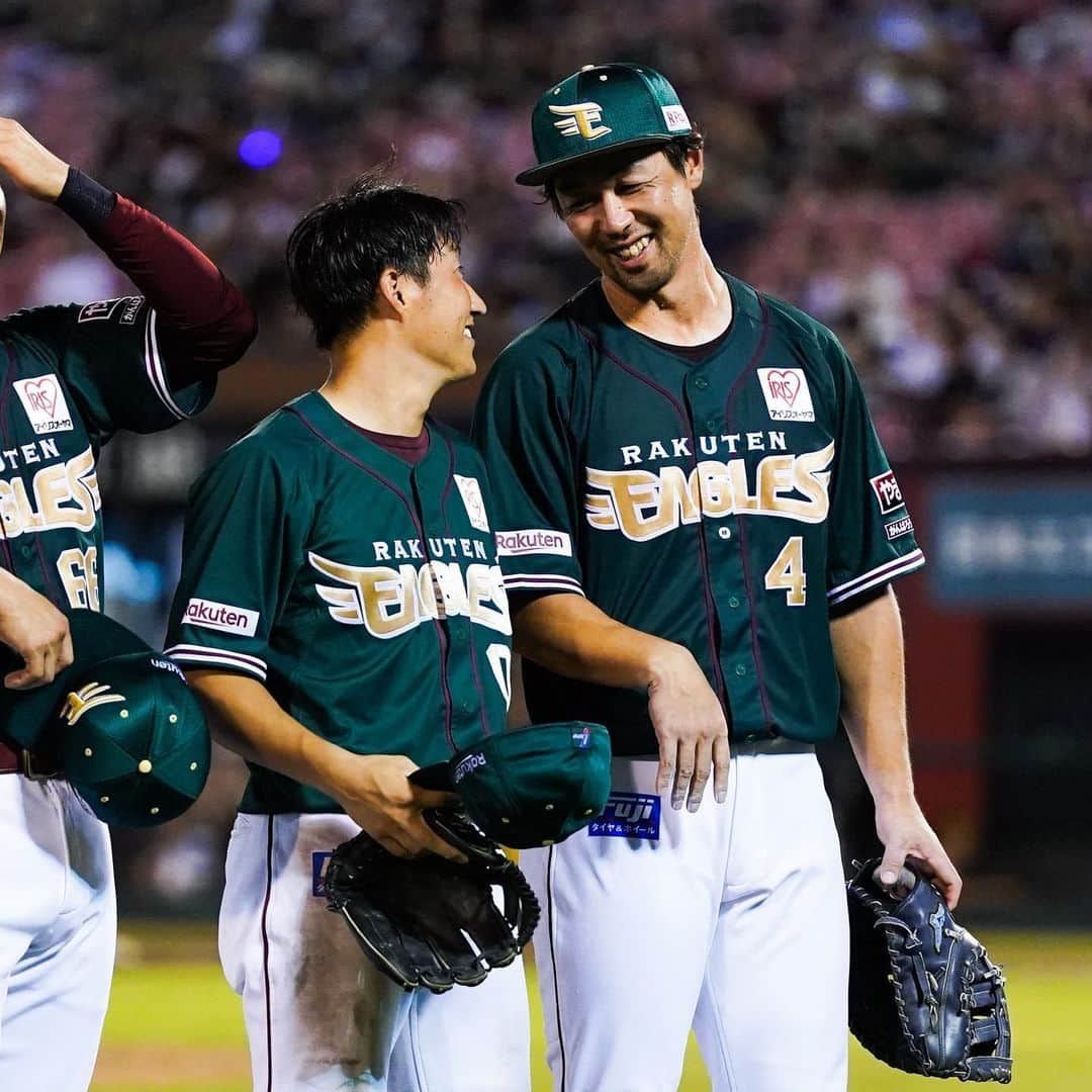 東北楽天ゴールデンイーグルスさんのインスタグラム写真 - (東北楽天ゴールデンイーグルスInstagram)「⚾️  ⚾️E 2-1 M⚾️  則本選手が8回111球4安打1失点5奪三振の好投で6勝目‼️‼️ 9回は松井裕樹選手が締めて25セーブ目✨✨ 打っては小郷選手が初回に先制タイムリー🔥 さらに阿部選手が5回に貴重な追加点となるタイムリー👏🏼👏🏼 村林選手、小郷選手、小深田選手が盗塁でチャンスメイク🦅  #鷲が掴む #rakuteneagles #EAGLESEARTHGREEN  #則本昂大 #阿部寿樹 #小郷裕哉  #小深田大翔  #太田光 #松井裕樹 #伊藤裕季也」8月6日 21時10分 - rakuten_eagles