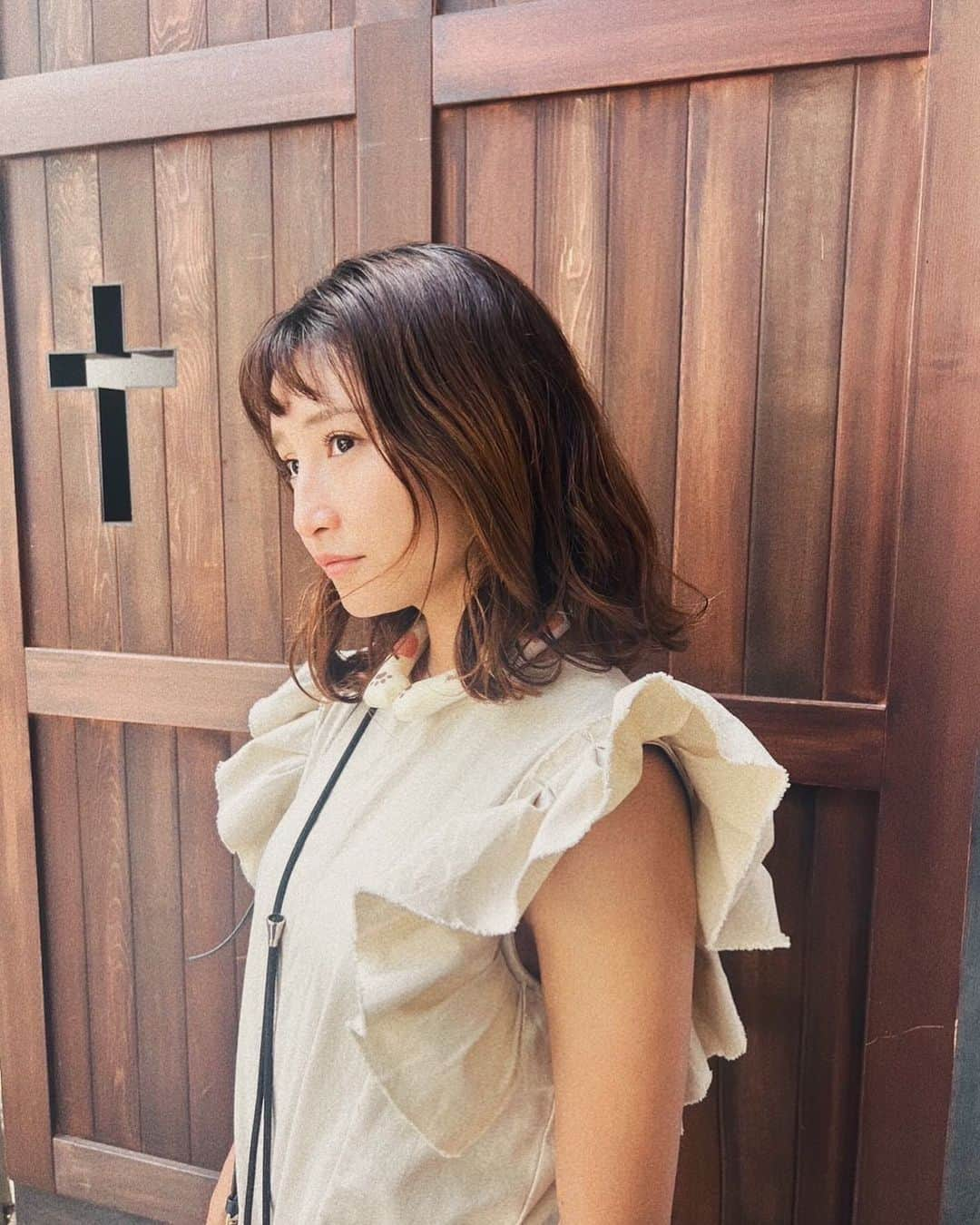 森岡朋奈のインスタグラム：「前髪短くて少女漫画ちっくになる」