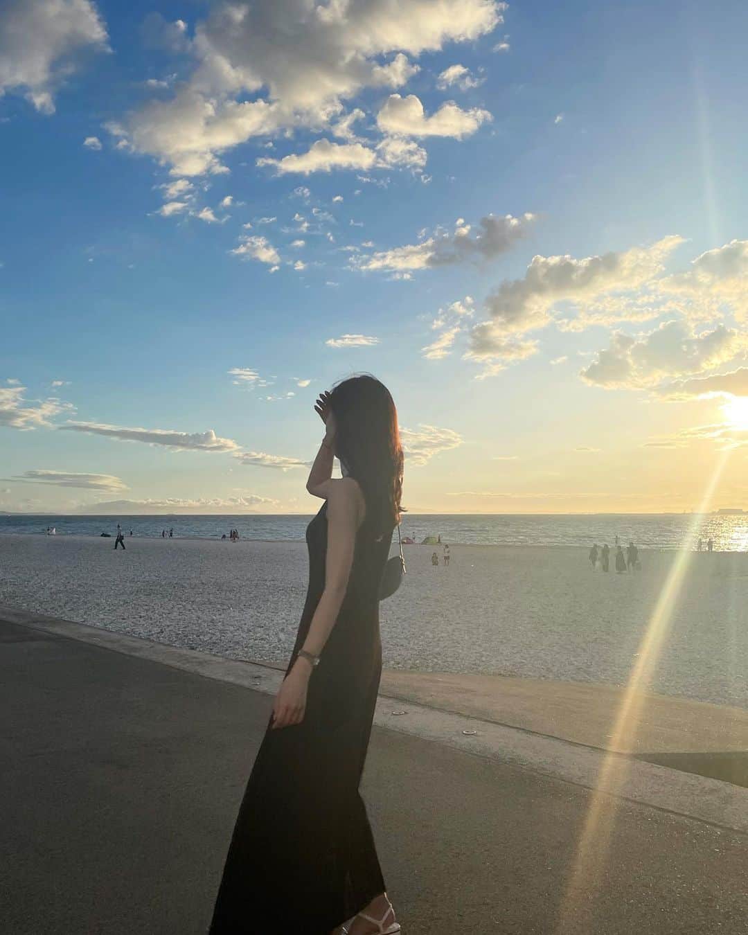 ハンナミのインスタグラム：「☁️🌞☁️  노울 이뿌다 .♡」