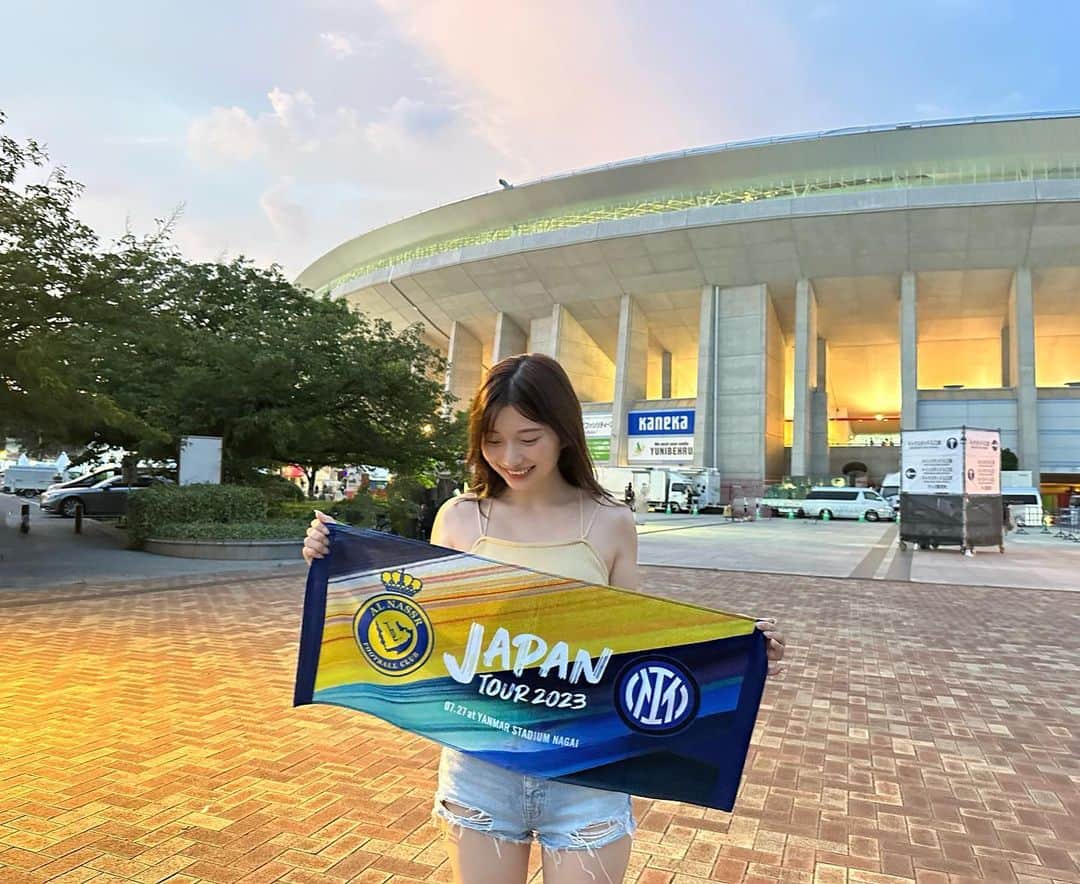 りこのインスタグラム：「1週間で3試合観に行った サッカー観戦week⚽️❕  お祭りみたいで楽しかったーー  たつやのお陰でサッカー観戦がだいすきになった〜 色んな試合連れてってくれてありがとう✌︎✌︎  もっと勉強して更に楽しめるようになりたい😤」