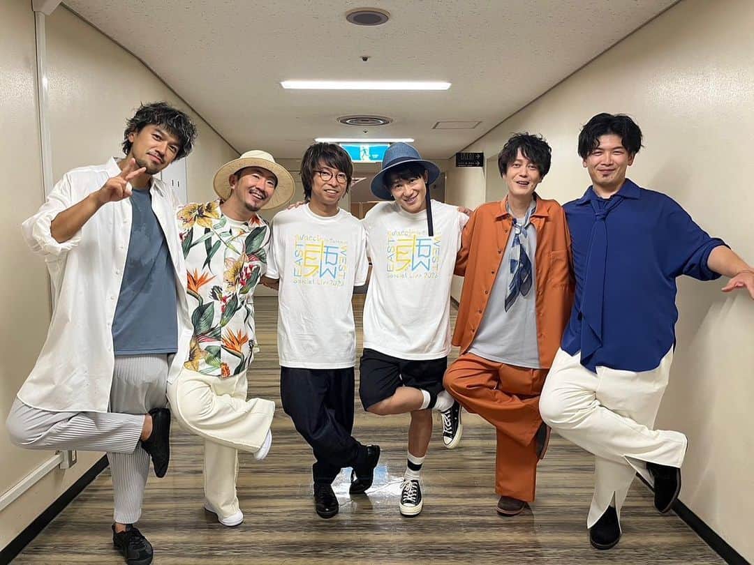 ナオト・インティライミさんのインスタグラム写真 - (ナオト・インティライミInstagram)「⠀ いやー たのしかった〜 wacciのライブにゲスト出演してきたー！ 大好きな「空に笑えば」を御本家と！感動。 なんと暖かく、ノリのよいワッチファンの皆様。。 優しくしてもらいました＾＾ 大体みんなの顔覚えたのでw ツアーファイナル、お待ちしとります。 m(_ _)m」8月6日 21時30分 - naotointiraymi_710
