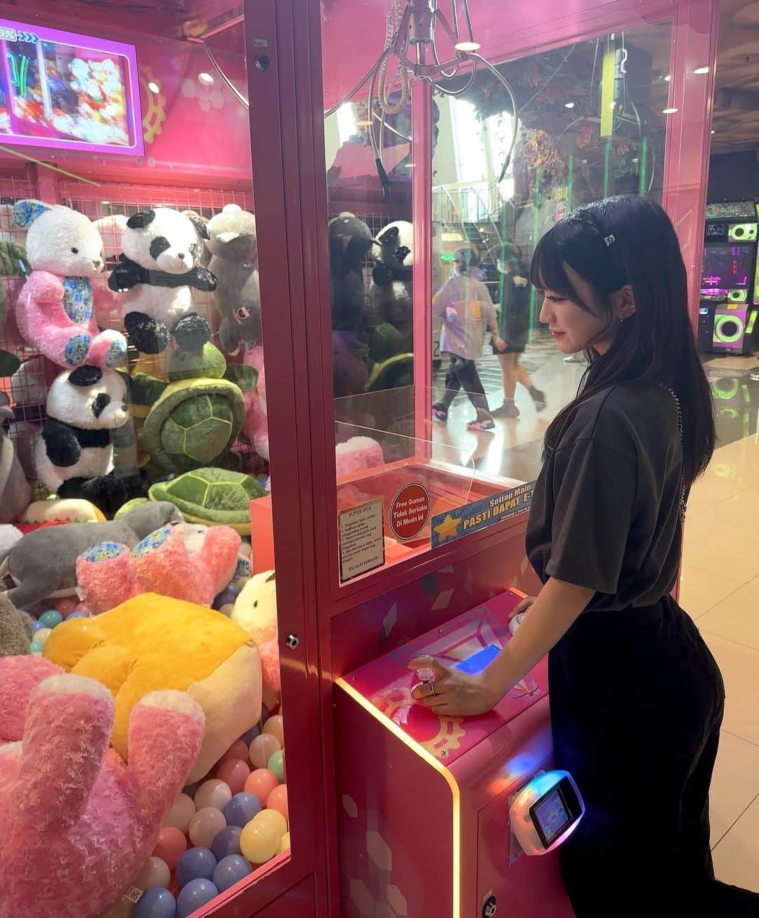 のインスタグラム：「. July 30, 2023 ‪‪‪‪‪‪🇮🇩‪‪‪‪❤︎‬𓂃𓂂𓏸  #NMB48 #坂田心咲 #アイドル #05 #jk #ljk #hapakristin #ハパクリスティン #インドネシア #ジャカルタ #Indonesia #Jakarta #ヘアクリップ #ヘアクリップアレンジ」