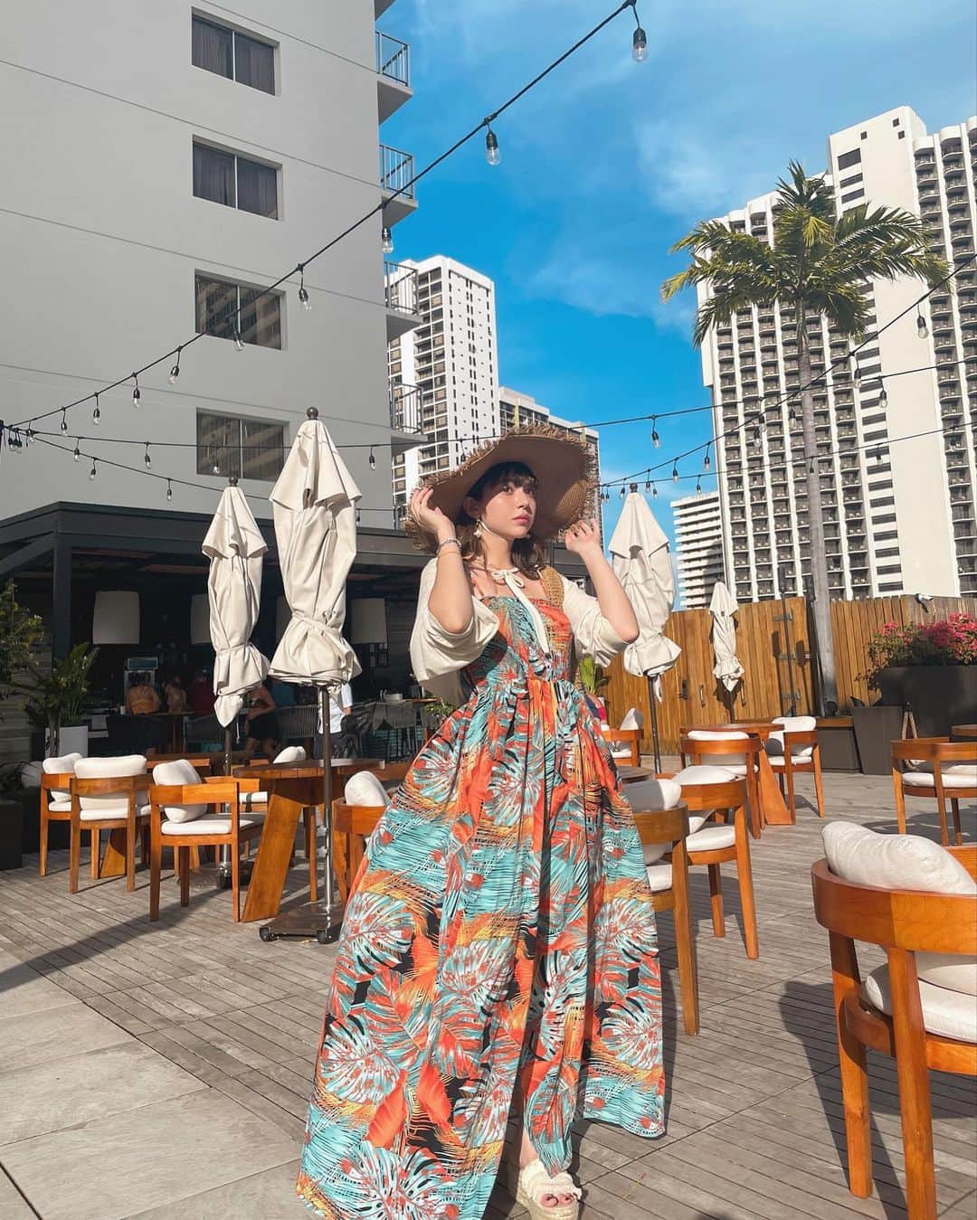 峯りあなのインスタグラム：「ハワイで最初に滞在したホテル🌺 またいつか泊まりたいなぁ👶🏻💭   #未来集団  #ロカヒハワイ  #ハワイ  #旅行  #pr」