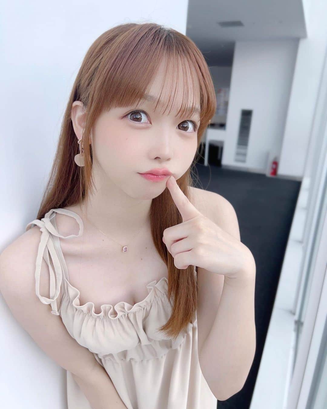 ハルナのインスタグラム：「🎐🫧 ． ⁡ 夏っぽいでしょ？ ⁡ ． ． #過去pic #私服コーデ #夏コーデ #ミディアムヘア #フォロー #いいね返し #좋아요 #좋아요환영‪ #photography #likesforlike #instalike #followers #followforfollowback #japmn #japanesegirl #nippon #ootd #ootdfashion #fashion #fashionstyle #fashiongram #instagood #instamood」