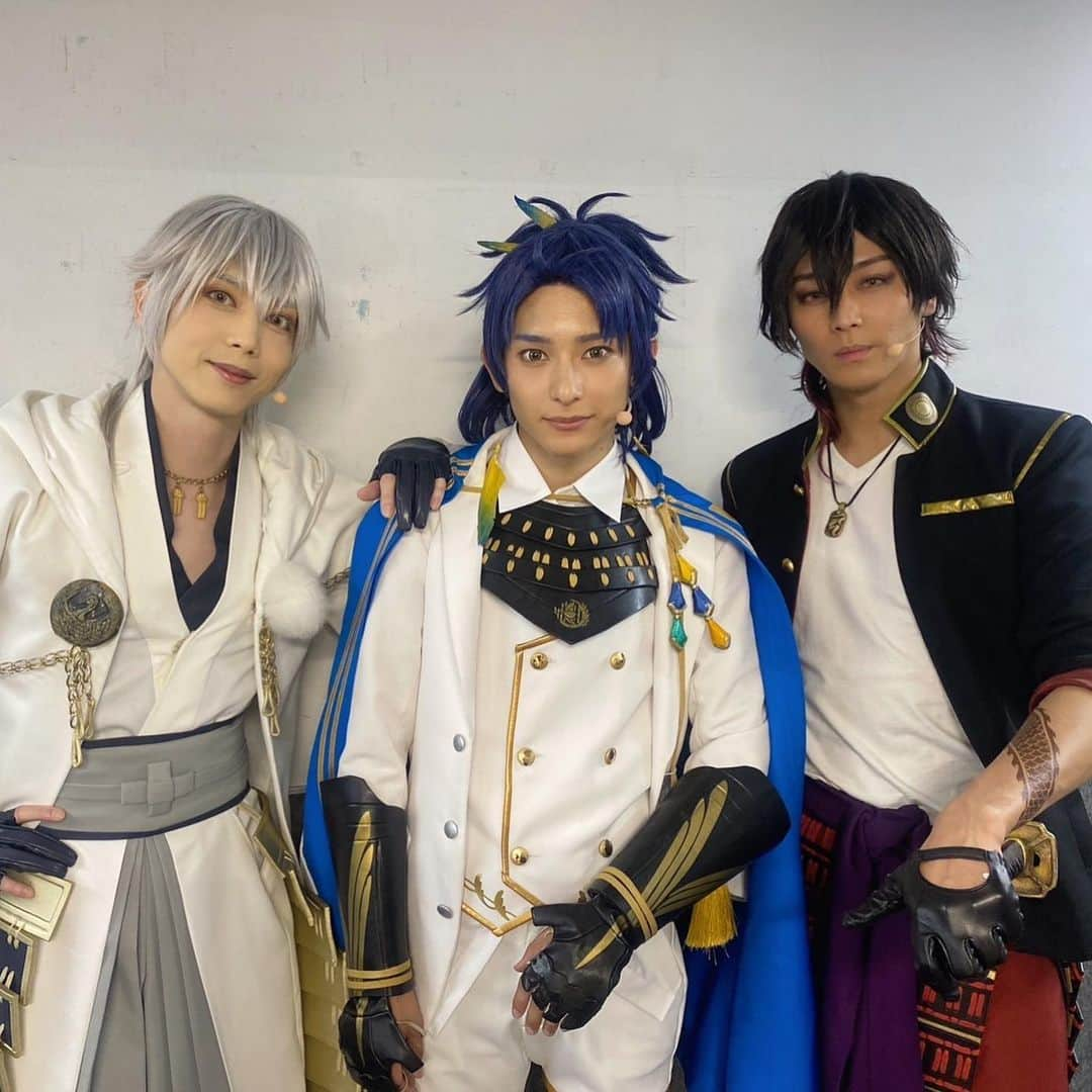 猪野広樹さんのインスタグラム写真 - (猪野広樹Instagram)「舞台『刀剣乱舞』七周年感謝祭 -夢語刀宴會　終幕。  最高のお祭りでした。  いつか本丸で出陣できる日まで…！  また会いましょう！  写真はまたあげます！！　  #刀ステ  #刀剣乱舞  #大倶利伽羅  #7周年感謝祭  #ありがとう」8月6日 22時18分 - hiroki_ino