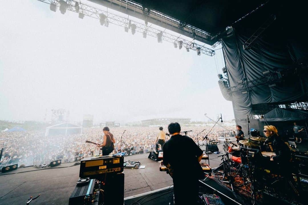 ジェットセイヤさんのインスタグラム写真 - (ジェットセイヤInstagram)「ROCK IN JAPAN FES.2023🇯🇵 最高の夏が始まった🌞 みんな サイコウだ ありがとう  3月、幕張メッセで会おう👍🔥 @go_go_vanillas_official  #バニラズ #gogovanillas  photographer @renzo1101」8月6日 23時00分 - jett_seiya_lvasp