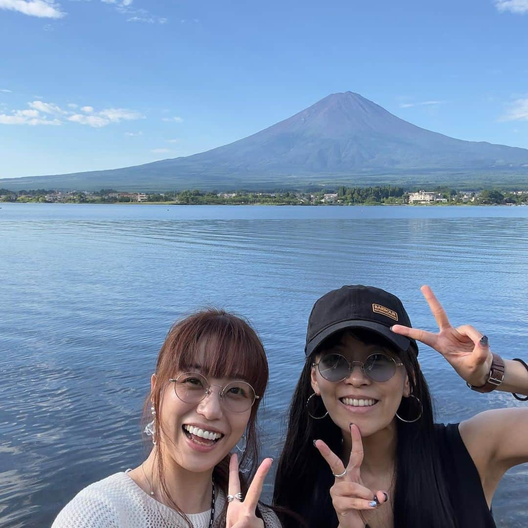 富田麻帆さんのインスタグラム写真 - (富田麻帆Instagram)「いろんな角度からの富士山🗻✨  富士五湖 ⚪︎本栖湖 ⚪︎精進湖 ⚪︎西湖 ⚪︎河口湖 ⚪︎山中湖」8月7日 8時47分 - maho_tomita6261