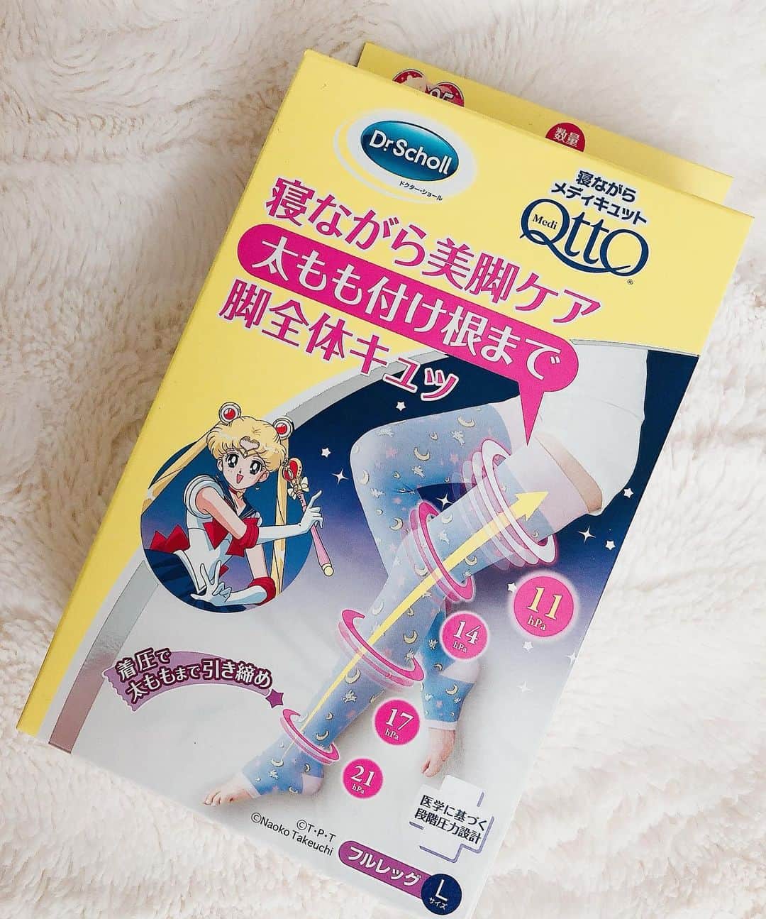 Sailor Moonさんのインスタグラム写真 - (Sailor MoonInstagram)「✨🌙 I got these Sailor Moon compression socks the last time I went to Japan! 🌙✨  #sailormoon #セーラームーン #sailormoonstore」8月7日 8時49分 - sailormoon_sc