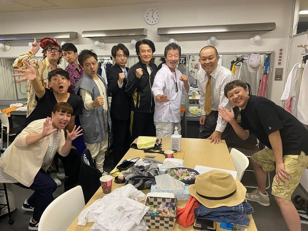 川口徹道さんのインスタグラム写真 - (川口徹道Instagram)「『ルミネtheよしもと』  木村班SPコメディ千秋楽  #木村祐一　さんと #千原せいじ さんとTORA TORA TORA踊れるなんて！最高か！！  次回は新作。  #トラ力士 #トラと力士が愛しあって産まれた化け物 #torarikishi #tigersumowrestler #MAX #TORATORATORA #寅寅寅」8月7日 10時03分 - tetsumichi0609