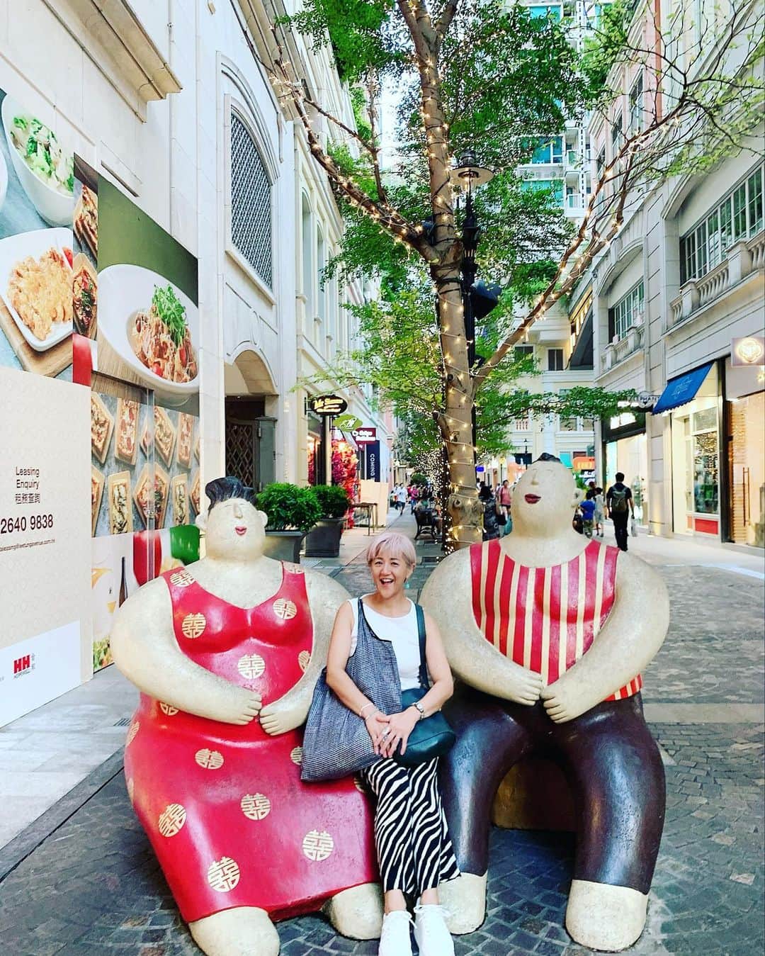 鈴木桃子のインスタグラム：「Hong Kong trip photo dump🇭🇰🥟😊🏙️」