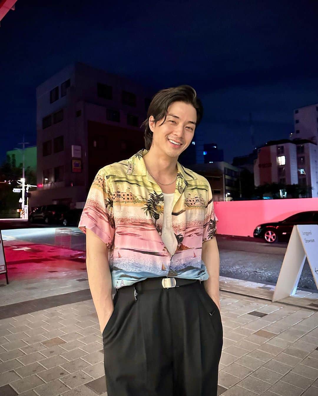 キム・ジフンさんのインスタグラム写真 - (キム・ジフンInstagram)「_  hotlikesummer🔥」8月7日 1時18分 - jiraishin99