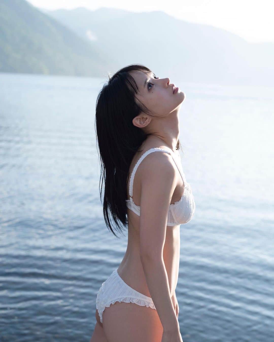 中森千尋のインスタグラム：「週プレ 本日発売です〜！  デジタル写真集もあるので是非チェックしてみてね👙」