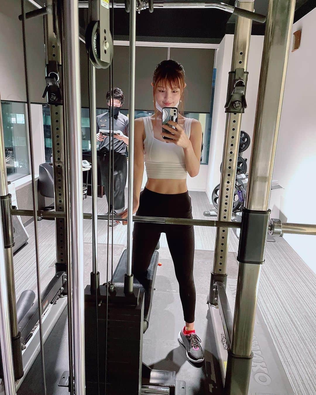 satomiのインスタグラム：「🎤🦋🏋️‍♀️ ・ 三代目ライブ参戦！！ みんな見てたら私もトレーニング頑張ろうと思った日笑 みんな筋肉かっこよ🥹🥹 . 三代目 J Soul Brothers  LIVE TOUR 2023  〜land of promise〜 . 前から4列目！神席🥹🥹 横アリとセトリ違くて最高！！！ 『花火』もやばかった…🎆 ・ 大宮盆栽ダーとか有名なの？ 埼玉県民でも初めて聞いたけどーー 吉川晃司もおもろ👏でもやっぱり岩ちゃん🤍 . ドームツアーも楽しみ！ 東京ドーム参加します！！ ・  @jsb3_7official  #live  #三代目jsoulbrothers #ldh  #岩ちゃん #岩田剛典　推し #jsb  #山下健二郎 面白い #登坂広臣  #今市隆二  #jsb3  #3jsb  #mate  #stars  #さいたまスーパーアリーナ #吉川晃司 #大宮盆栽ダー #筋トレ女子 #ライザップ #チョコザップ #トレーニング女子 #痩せたい #ダイエット #workout #fitness #東京ドーム」