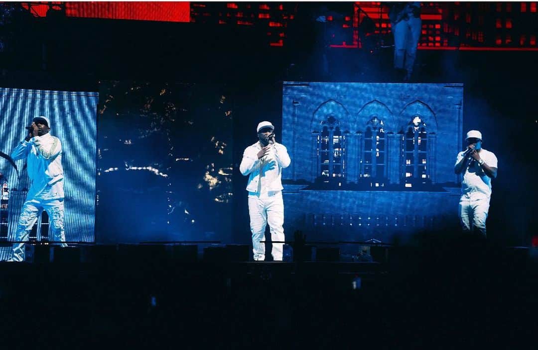 トニー・イエイヨーのインスタグラム：「#darienlake energy was crazy show tonight #ohio #final #lap #tour .」