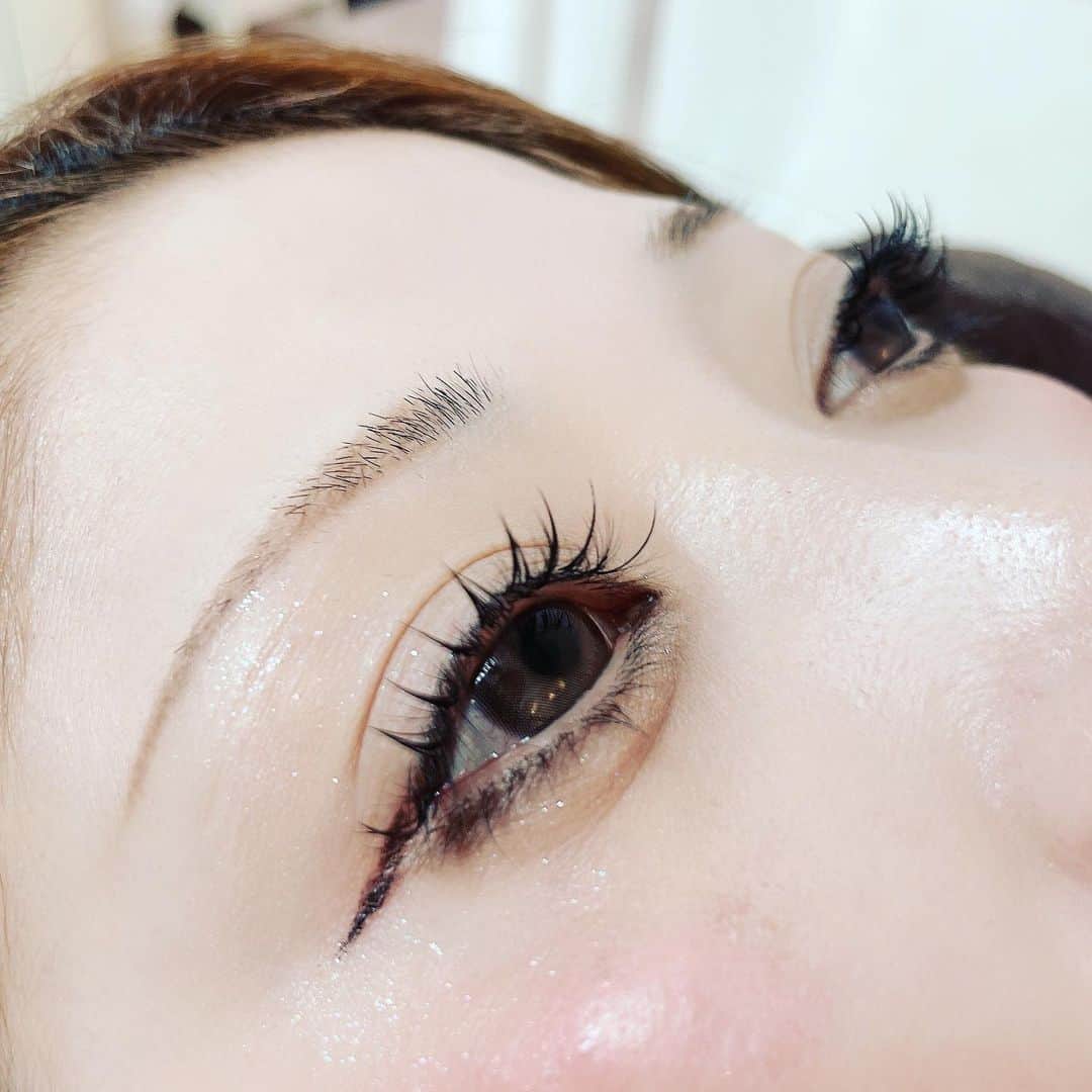 のインスタグラム：「どアップすぎるWWWW マツエクいい感じ(๑•̀ㅂ•́)و✧」